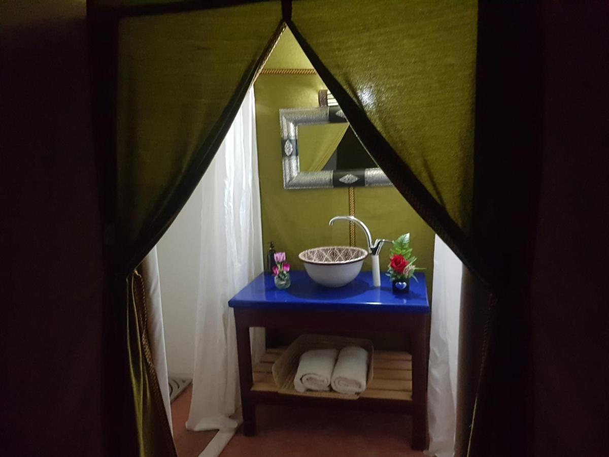 Sahara Family Camp Hotel Merzouga Ngoại thất bức ảnh